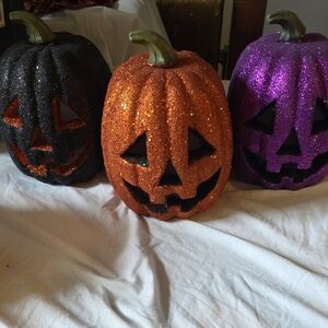 Glittery Halloween Pumpkin Decor Set